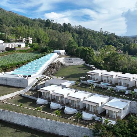 Cinze Villas And Hot Spring Kubupenlokan Exteriör bild